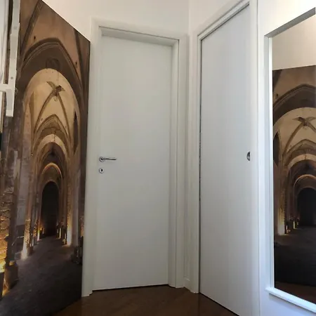 Siandri House Apartament *