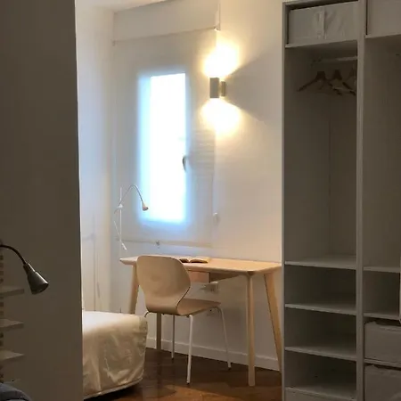Siandri House Apartament *